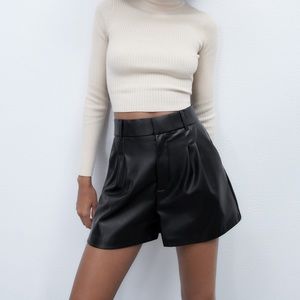 Leather shorts Zara